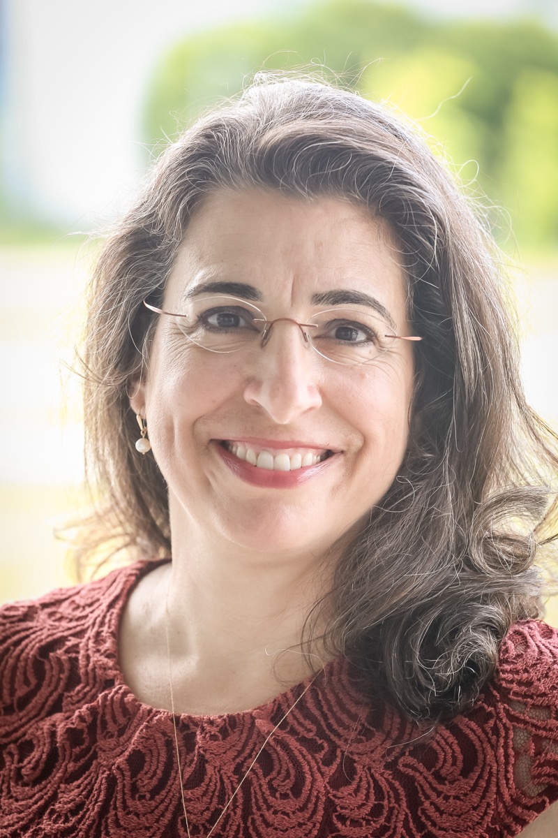 Victoria Saker Woeste